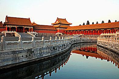 地底探索建造游戏《地心归途》Steam测试现已开启